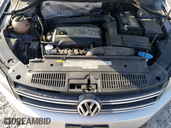 2016 Volkswagen Tiguan S z VIN WVGAV7AX3GW504720, wystawiony jako Copart lot #59842795 z przebiegiem 103 670 mil mil oraz Czysty tytuł • Clean title. Historia ofert i sprzedaży dostępna na DreamBid. Obrazek 12.