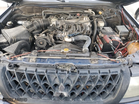 2002 Mitsubishi Montero Sport ES with VIN JA4LS21H72J033978, listed as a Copart auction lot 86960174 with 254013 miles and Salvage Title. Bid and sale history available at carsss.com. Image 12.