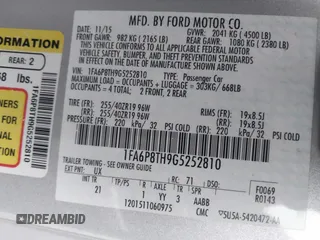 2016 Ford Mustang EcoBoost with VIN 1FA6P8TH9G5252810, listed as a IAAI auction lot 42067314 with 88,232 mi miles. Bid and sale history available at carsss.com. Image 9.