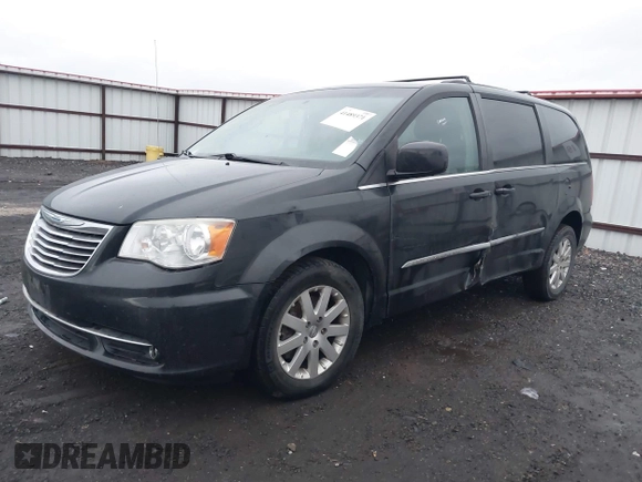 2015 Chrysler Town & Country Touring with VIN 2C4RC1BG1FR534220, listed as a IAAI auction lot 41489371 with 136,923 mi miles. Bid and sale history available at carsss.com. Image 19.