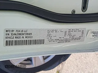 2022 Jeep Compass Latitude with VIN 3C4NJDBB3NT205928, listed as a IAAI auction lot 42832409 with 22,634 mi miles and . Bid and sale history available at DreamBid. Image 44.