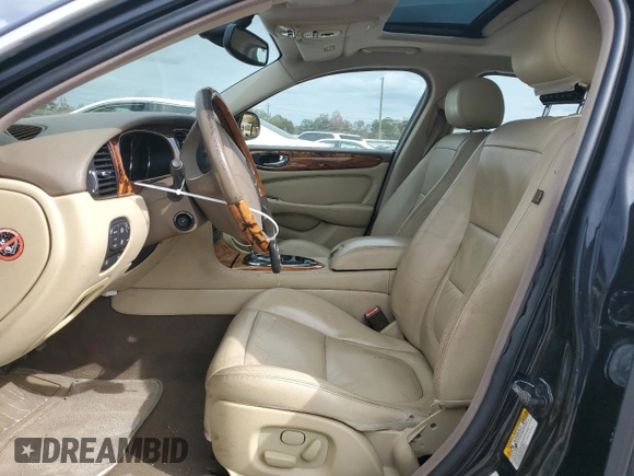 2006 Jaguar XJ with VIN SAJWA71B06SH01185, listed as a Copart auction lot 79199994 with 120,530 mi miles and Clean Title. Bid and sale history available at carsss.com. Image 7.