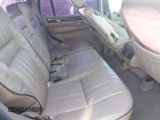 2001 Land Rover Range Rover with VIN SALPL16471A449444, listed as a IAAI auction lot 41062673 with 172,558 mi miles and . Bid and sale history available at DreamBid. Image 8.