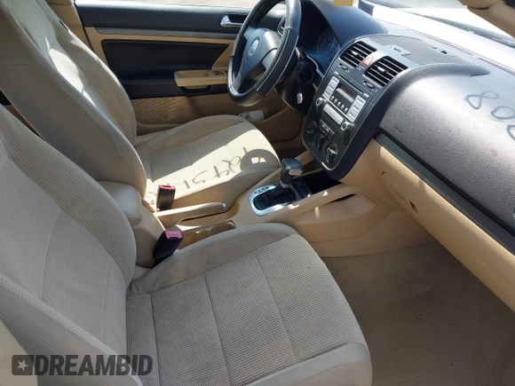 2008 Volkswagen Jetta S with VIN 3VWJZ71K08M131499, listed as a IAAI auction lot 42431708 with 90,512 mi miles and . Bid and sale history available at DreamBid. Image 5.