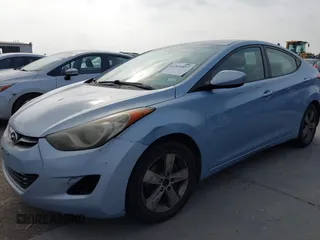 2012 Hyundai Elantra Limited с VIN KMHDH4AE0CU466399, выставлен на аукционе IAAI как лот 42309457 с пробегом 232 751 миль миль и . История ставок и продаж доступна на DreamBid. Изображение 2.