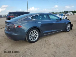 2017 Tesla Model S 100D with VIN 5YJSA1E27HF180483, listed as a Copart auction lot 62783205 with 55,744 mi miles and Salvage title. Bid and sale history available at DreamBid. Image 3.