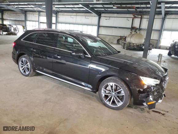 2018 Audi A4 allroad Premium Plus with VIN WA18NAF40JA039729, listed as a Copart auction lot 67198504 with 113,629 mi miles and Salvage Title. Bid and sale history available at carsss.com. Image 4.
