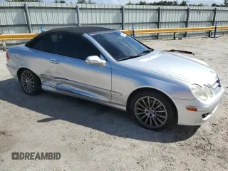 2007 Mercedes-Benz CLK 350 with VIN WDBTK56F27F208807, listed as a Copart auction lot 76954644 with 95,775 mi miles and Salvage Title. Bid and sale history available at DreamBid. Image 4.