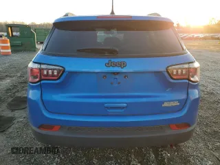 2021 Jeep Compass 80th Anniversary z VIN 3C4NJCEB9MT552992, wystawiony jako Copart lot #88515185 z przebiegiem 65 797 mil mil oraz Szkoda całkowita • Salvage title. Historia ofert i sprzedaży dostępna na DreamBid. Obrazek 6.