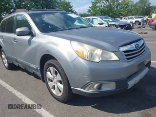 2011 Subaru Outback Limited Power Moon z VIN 4S4BRBKC1B3368332, wystawiony jako IAAI lot #42812955 z przebiegiem 171 191 mil mil oraz . Historia ofert i sprzedaży dostępna na DreamBid. Obrazek 1.