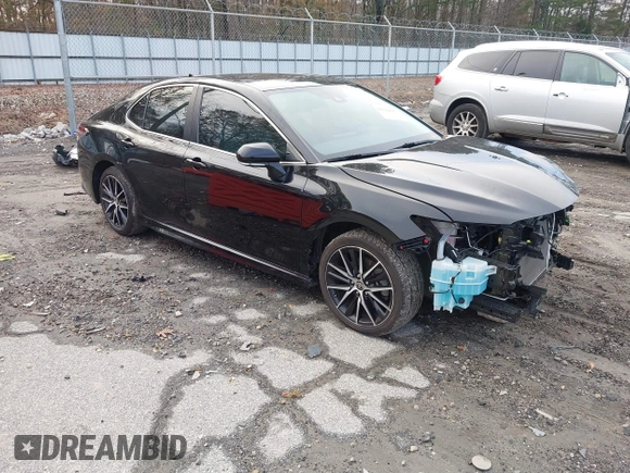 2022 Toyota Camry SE with VIN 4T1G11AK4NU640970, listed as a IAAI auction lot 41124147 with 33,472 mi miles and . Bid and sale history available at DreamBid. Image 1.