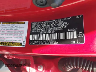 2022 Toyota C-HR XLE z VIN NMTKHMBX4NR141627, wystawiony jako IAAI lot #42108475 z przebiegiem 49 564 mil mil oraz . Historia ofert i sprzedaży dostępna na DreamBid. Obrazek 9.
