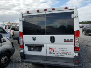2017 Ram ProMaster Cargo with VIN 3C6TRVAG7HE547837, listed as a Copart auction lot 47671445 with 129,104 mi miles and Salvage Title. Bid and sale history available at DreamBid. Image 6.