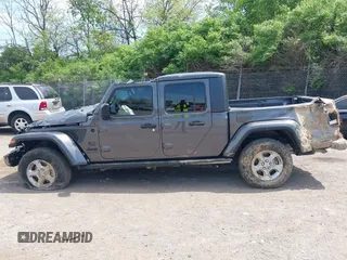 2021 Jeep Gladiator Freedom with VIN 1C6HJTAG3ML557932, listed as a IAAI auction lot 42150245 with 26,656 mi miles and . Bid and sale history available at DreamBid. Image 15.
