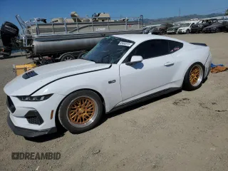 2024 Ford Mustang GT with VIN 1FA6P8CF6R5416922, listed as a Copart auction lot 53400315 with 8,152 mi miles and Salvage title. Bid and sale history available at DreamBid. Image 1.