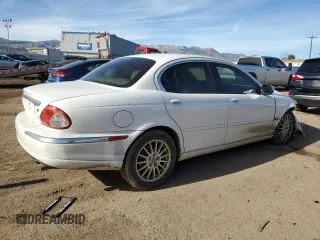 2007 Jaguar X-Type z VIN SAJWA51A07WJ14424, wystawiony jako Copart lot #84556864 z przebiegiem Nie podano mil oraz Szkody całkowita. Historia ofert i sprzedaży dostępna na DreamBid. Obrazek 3.
