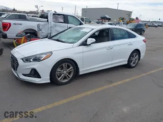 2018 Hyundai Sonata Limited with VIN 5NPE34AF7JH695346, listed as a IAAI auction lot 41824109 with 38,052 mi miles. Bid and sale history available at carsss.com. Image 17.