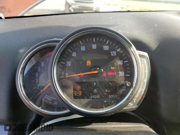 2020 MINI Countryman Cooper S with VIN WMZYW7C02L3L86218, listed as a Copart auction lot 48883435 with 44,046 mi miles and Salvage title. Bid and sale history available at DreamBid. Image 9.