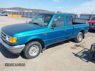 1994 Ford Ranger Splash z VIN 1FTCR14X8RPB78663, wystawiony jako IAAI lot #38943733 z przebiegiem 1 506 188 mil mil oraz . Historia ofert i sprzedaży dostępna na DreamBid. Obrazek 2.
