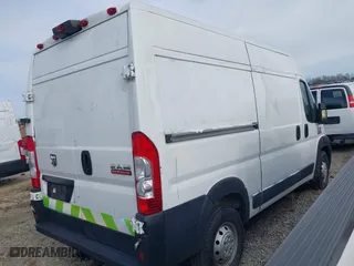 2019 Ram ProMaster Cargo Van with VIN 3C6TRVBG9KE557100, listed as a IAAI auction lot 41650570 with 58,469 mi miles. Bid and sale history available at carsss.com. Image 4.