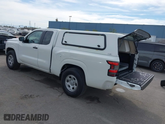 2024 Nissan Frontier S with VIN 1N6ED1CL9RN670598, listed as a IAAI auction lot 41606152 with 1,172 mi miles and . Bid and sale history available at DreamBid. Image 3.