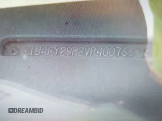 1997 Jeep Wrangler SE z VIN 1J4FY29P8VP400766, wystawiony jako IAAI lot #42270265 z przebiegiem 191 283 mil mil oraz . Historia ofert i sprzedaży dostępna na DreamBid. Obrazek 9.