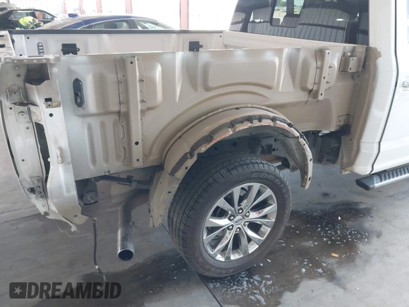 2016 Ford F-150 XL with VIN 1FTEW1CG3GKD33181, listed as a IAAI auction lot 42034198 with 229,620 mi miles and . Bid and sale history available at carsss.com. Image 6.