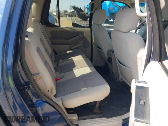 2007 Ford Explorer Sport Trac XLT with VIN 1FMEU51K47UB31308, listed as a IAAI auction lot 42441117 with 151,208 mi miles and . Bid and sale history available at DreamBid. Image 8.