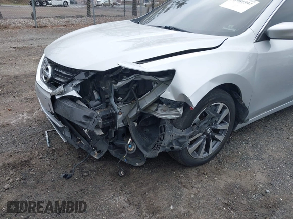 2017 Nissan Altima SR with VIN 1N4AL3AP6HC220784, listed as a IAAI auction lot 42085597 with 80,589 mi miles and . Bid and sale history available at DreamBid. Image 6.