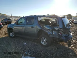 2009 Chevrolet Suburban LT w/1LT with VIN 1GNGC56K39R118135, listed as a Copart auction lot 75713124 with 231,657 mi miles and Salvage Title. Bid and sale history available at carsss.com. Image 2.