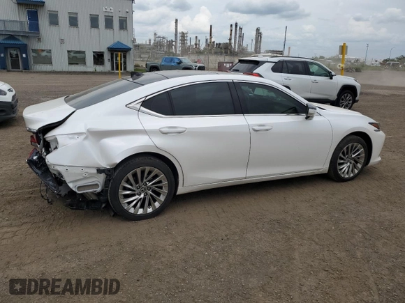 2022 Lexus ES with VIN 58AFZ1B18NU111346, listed as a Copart auction lot 64612854 with 65,357 mi miles and Salvage Title. Bid and sale history available at carsss.com. Image 3.