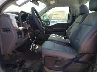 2023 Ford F-250 XL z VIN 1FTBF2BA0PED83301, wystawiony jako Copart lot #52189995 z przebiegiem Nie podano mil oraz Szkody całkowita. Historia ofert i sprzedaży dostępna na DreamBid. Obrazek 7.