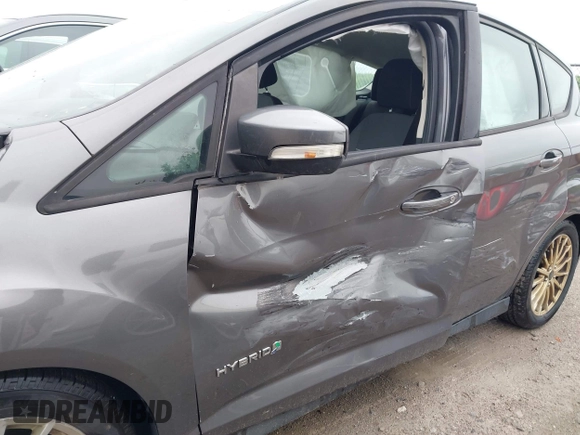 2013 Ford C-Max SE с VIN 1FADP5AU5DL500600, выставлен на аукционе IAAI как лот 42311504 с пробегом 165 919 миль миль и . История ставок и продаж доступна на DreamBid. Изображение 6.