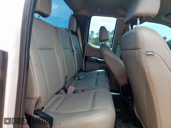 2019 Ford F-150 XL z VIN 1FTEX1CB3KKD33269, wystawiony jako Copart lot #60299975 z przebiegiem 103 933 mil mil oraz Szkoda całkowita • Salvage title. Historia ofert i sprzedaży dostępna na DreamBid. Obrazek 10.