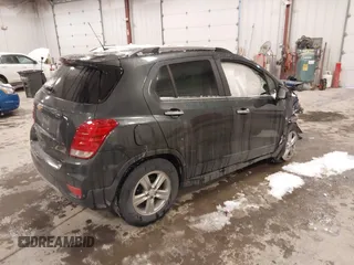 2019 Chevrolet Trax LT z VIN 3GNCJLSB9KL345048, wystawiony jako IAAI lot #41599824 z przebiegiem Nie podano mil oraz . Historia ofert i sprzedaży dostępna na DreamBid. Obrazek 4.