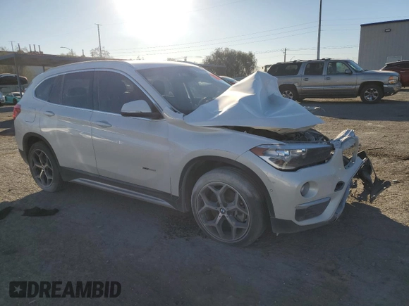 2018 BMW X1 xDrive28i with VIN WBXHT3C36J5K21286, listed as a Copart auction lot 88702365 with 0 mi miles and Salvage Title. Bid and sale history available at carsss.com. Image 4.