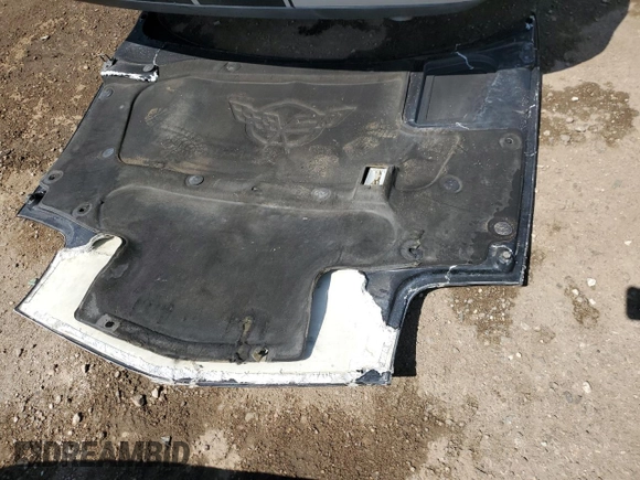1997 Chevrolet Corvette with VIN 1G1YY22G8V5107138, listed as a Copart auction lot 70486084 with 231,965 mi miles and Salvage Title. Bid and sale history available at carsss.com. Image 12.