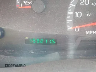 2002 Ford F-150 XL with VIN 1FTRX17252NA10531, listed as a IAAI auction lot 42686395 with 159,211 mi miles and . Bid and sale history available at DreamBid. Image 7.