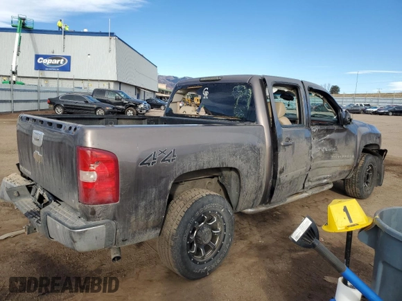 2007 Chevrolet Silverado 1500 LTZ with VIN 2GCEK13M271627642, listed as a Copart auction lot 43460305 with 131,486 mi miles and Salvage Title. Bid and sale history available at carsss.com. Image 3.