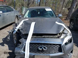2018 Infiniti Q50 3.0t Luxe with VIN JN1EV7AR7JM434233, listed as a IAAI auction lot 41850208 with 75,610 mi miles. Bid and sale history available at carsss.com. Image 12.