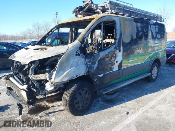 2015 Ford Transit Cargo с VIN 1FTNR1ZM0FKB02841, выставлен на аукционе IAAI как лот 41411200 с пробегом Не указан миль и . История ставок и продаж доступна на DreamBid. Изображение 2.