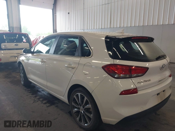 2018 Hyundai Elantra z VIN KMHH35LE0JU029275, wystawiony jako IAAI lot #39288538 z przebiegiem 17 937 mil mil oraz . Historia ofert i sprzedaży dostępna na DreamBid. Obrazek 3.