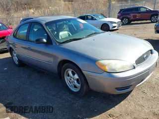 2006 Ford Taurus SE with VIN 1FAFP53U66A195340, listed as a IAAI auction lot 41861775 with 174,226 mi miles. Bid and sale history available at carsss.com. Image 1.