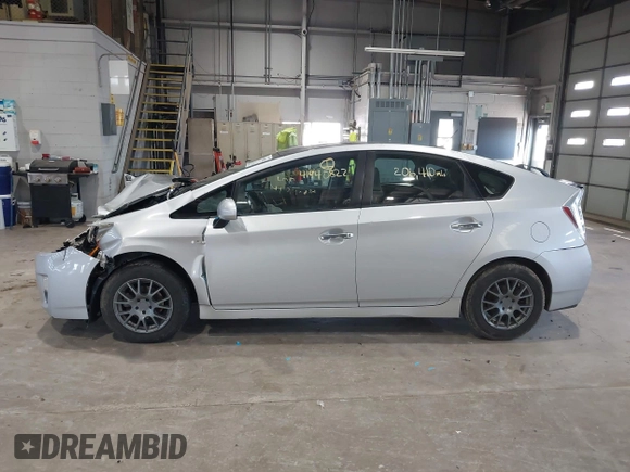 2010 Toyota Prius II with VIN JTDKN3DU1A0135594, listed as a IAAI auction lot 41940822 with 206,410 mi miles. Bid and sale history available at carsss.com. Image 14.