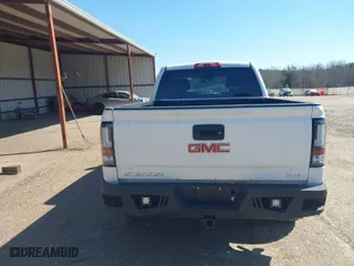2015 GMC Sierra 1500 SLE with VIN 3GTU2UEC9FG315292, listed as a IAAI auction lot 41641819 with 184,613 mi miles. Bid and sale history available at carsss.com. Image 17.