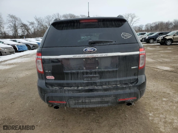 2014 Ford Explorer XLT with VIN 1FM5K8D87EGC39487, listed as a Copart auction lot 44921535 with 127,804 mi miles and Salvage Title. Bid and sale history available at carsss.com. Image 6.