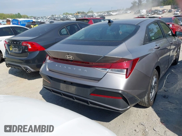 2024 Hyundai Elantra SEL with VIN KMHLM4DG5RU663095, listed as a IAAI auction lot 41984791 with 30,590 mi miles. Bid and sale history available at carsss.com. Image 16.