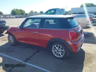 2014 MINI Hardtop S z VIN WMWXM7C52ET969336, wystawiony jako IAAI lot #42112470 z przebiegiem 112 107 mil mil oraz . Historia ofert i sprzedaży dostępna na DreamBid. Obrazek 14.