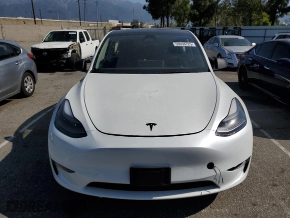 2024 Tesla Model Y с VIN 7SAYGDED6RF109727, выставлен на аукционе Copart как лот 59038725 с пробегом 14 948 миль миль и Списание • Salvage title. История ставок и продаж доступна на DreamBid. Изображение 5.