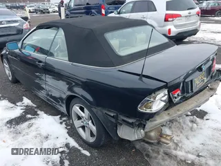 2006 BMW 3 Series 325Ci with VIN WBABW33476PX88778, listed as a IAAI auction lot 41305627 with 137,677 mi miles and . Bid and sale history available at carsss.com. Image 3.